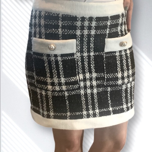 Plaid Skirt with Pearl Accents - Picture 1 of 2